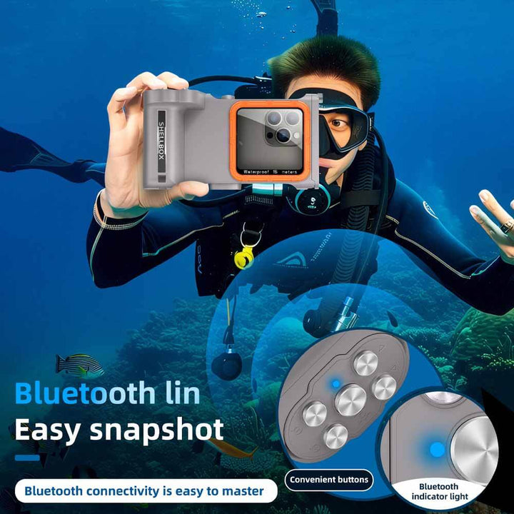 Capture HD underwater photos with universal phone